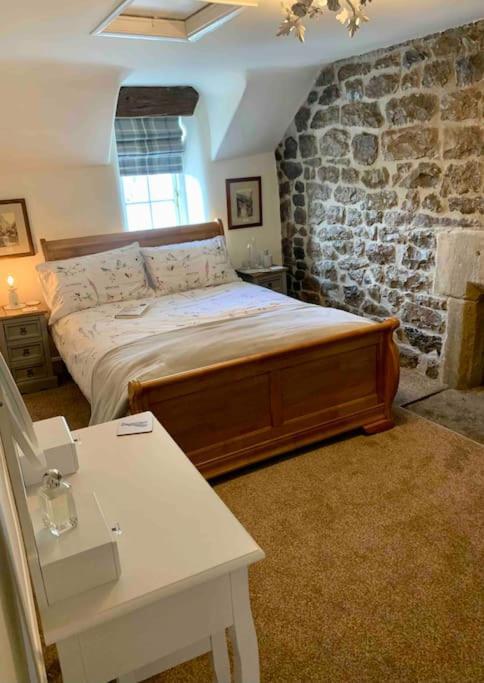 Gorgeous Cozy Cottage With A Heritage Feel, Walks, Pubs & Wood Burner تيديسويل المظهر الخارجي الصورة