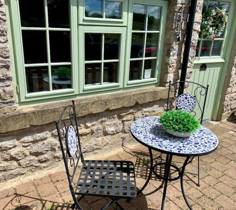 Gorgeous Cozy Cottage With A Heritage Feel, Walks, Pubs & Wood Burner تيديسويل المظهر الخارجي الصورة